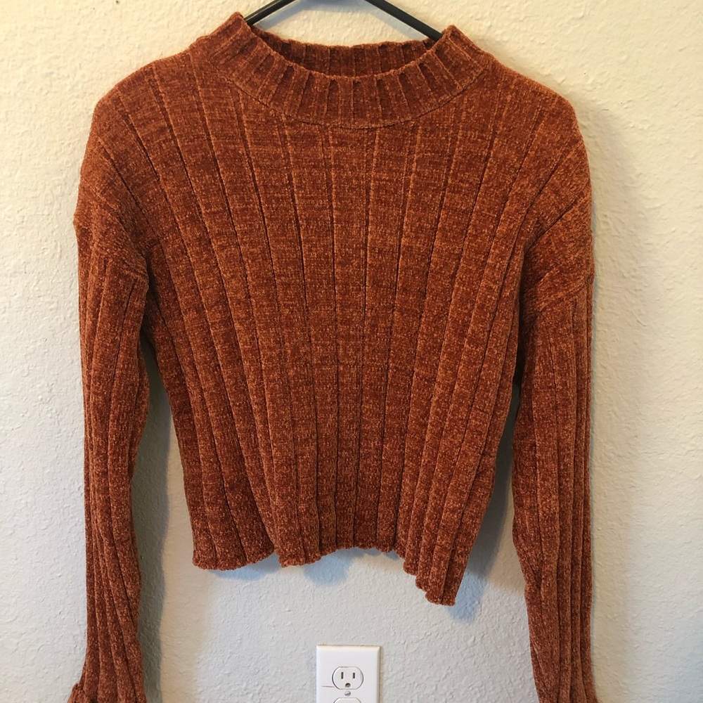 Burnt orange cropped sweater